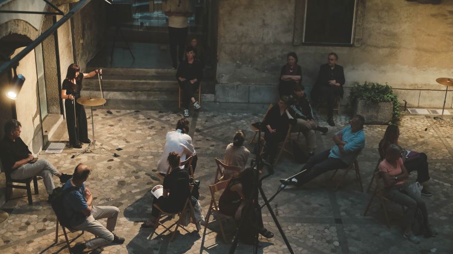 Ida Hiršenfelder in Urška Savič.