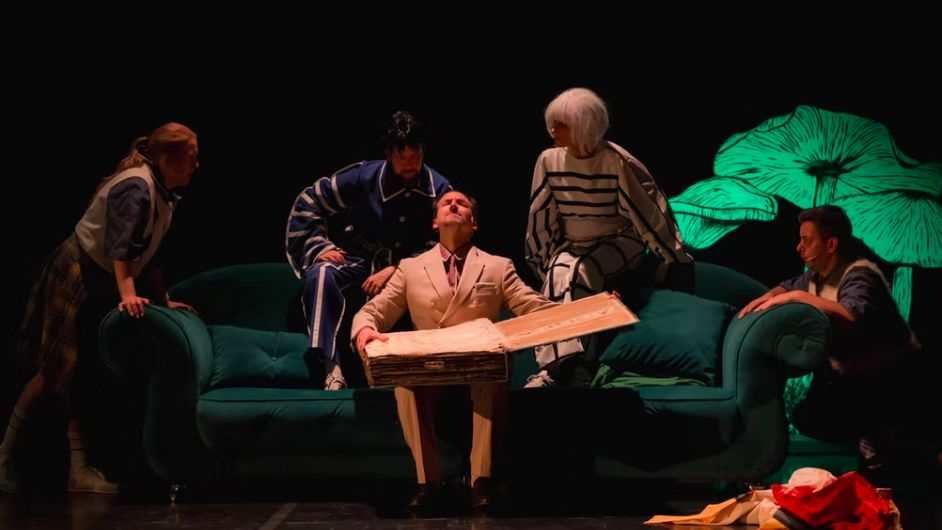 Opera Zločin v blatnem dolu