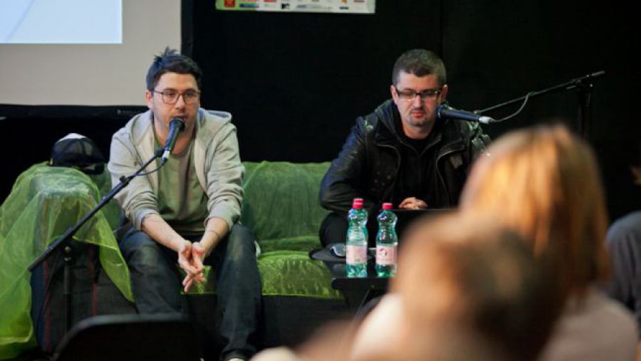 Delavnico o komuniciranju z javnostjo sta vodila Sanjin Djukić in Bojan Rojko (foto: Jani Ugrin) Delavnico o komuniciranju z javnostjo sta vodila Sanjin Djukić in Bojan Rojko (foto: Jani Ugrin)
