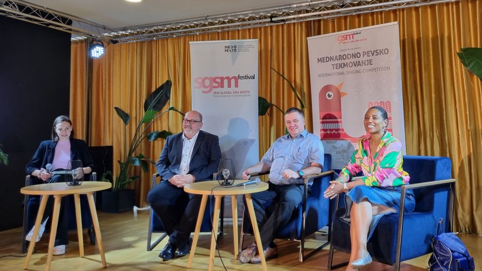 Z novinarske konference festivala Sem glasba, sem mesto 2023. Z novinarske konference festivala Sem glasba, sem mesto 2023.