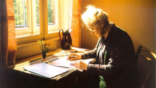 Neža Maurer