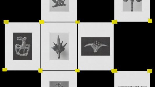 Različni ustvarjalci: Holding Space