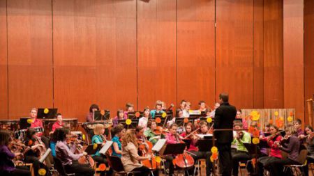 Mladinska filharmmonija NOVA se bo prvič predstavila v petek, 23. 12. 2011