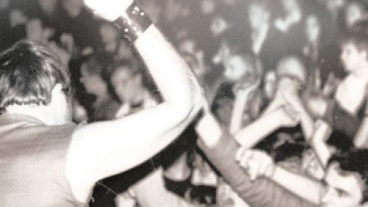 Simon Ošlak-Gerasimov: Totalna revolucija? Boj slovenskega punka pod komunističnim režimom Jugoslavije