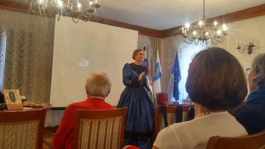 Mira Delavec