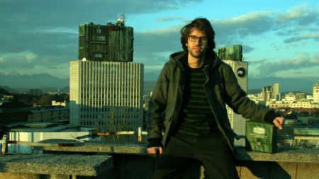 Borja Močnik o novih poteh ekonomije glasbe.