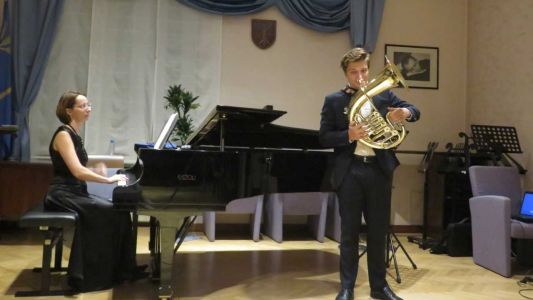 Slovenski helikon potuje v Rusijo