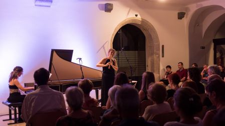 Eva Dolinšek in Marjana Jocif