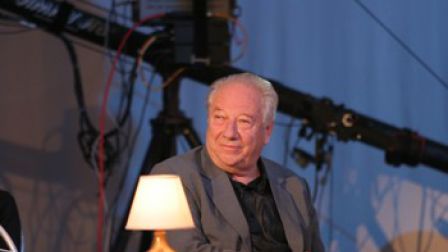 Letošnji slavljenec Poletne Noči Jure Robežnik ob praznovanju 90-letnice kolega Sama Hubada. (Foto: Stane Sršen)