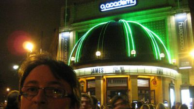 Gregor Bauman je dolgoletni glasbeni novinar, kritik, recenzent in zanesenjak, ki danes piše za Dnevnik, Odzven in kot komentator in novinar sodeluje pri oddaji Aritmija. (Foto: arhiv avtorja)