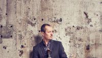 Richard Tognetti je avstralski violinist, skladatelj in dirigent ter že dalj časa programski vodja Festivala Maribor. (Foto: Festival Maribor)