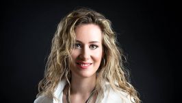Eva Dolinšek