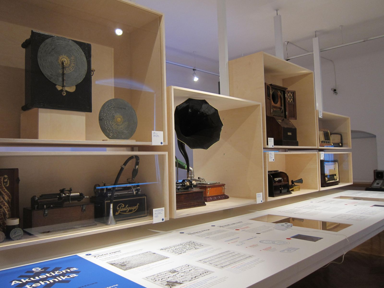 Skorja vse o zvoku (foto: Urša Vodopivec